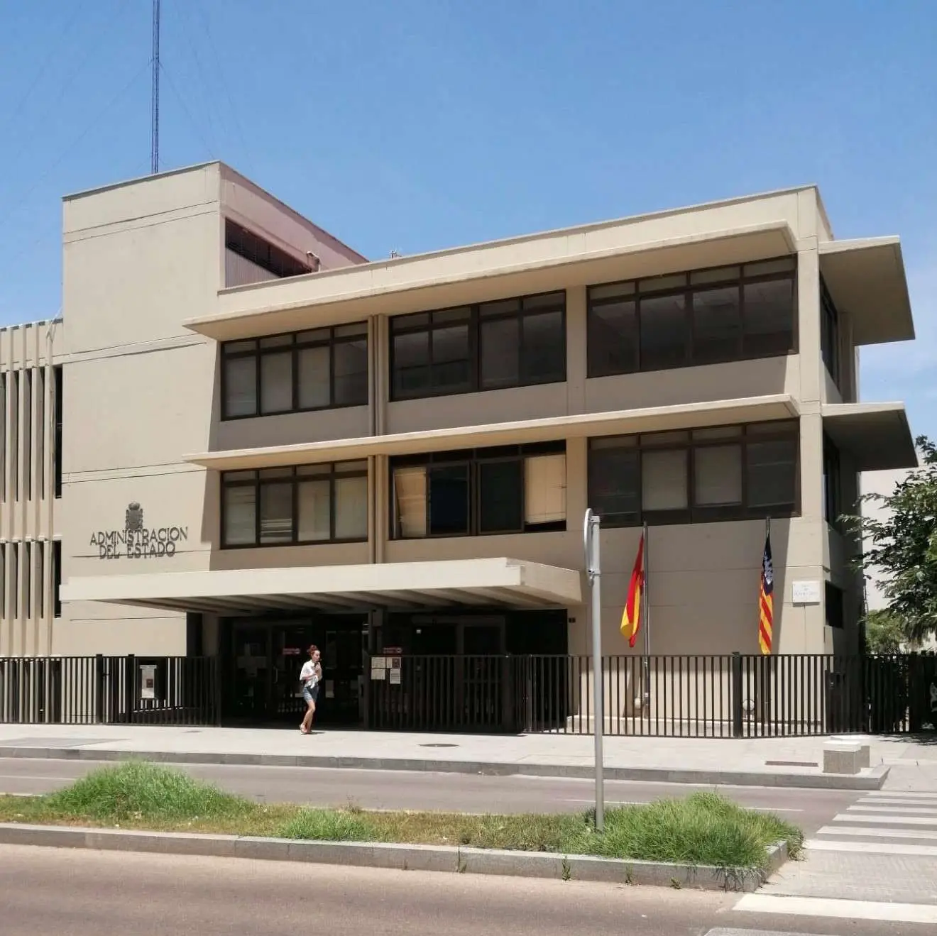 Entrada edificio sede IGME-CSIC